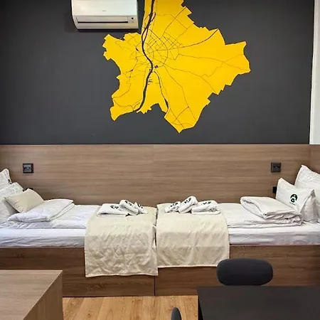 E14 Grand