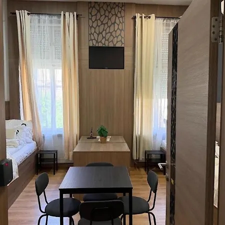 Apartmán E14 Grand *